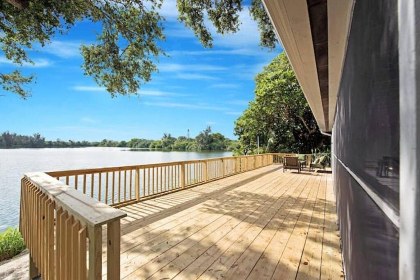 Lake House Unit 1 By Pmi Davie Exterior foto