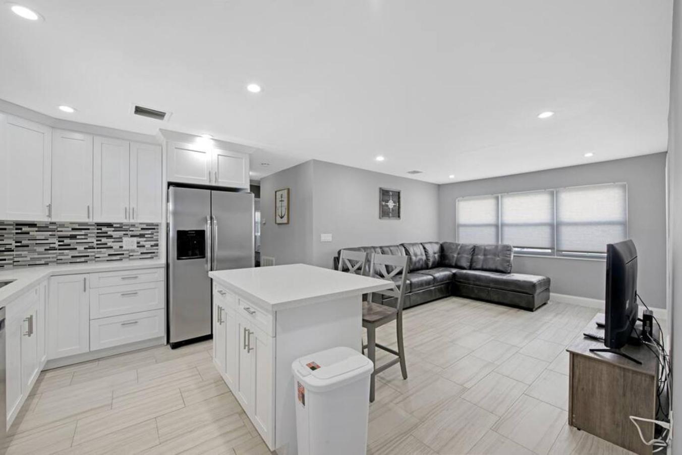 Lake House Unit 1 By Pmi Davie Exterior foto