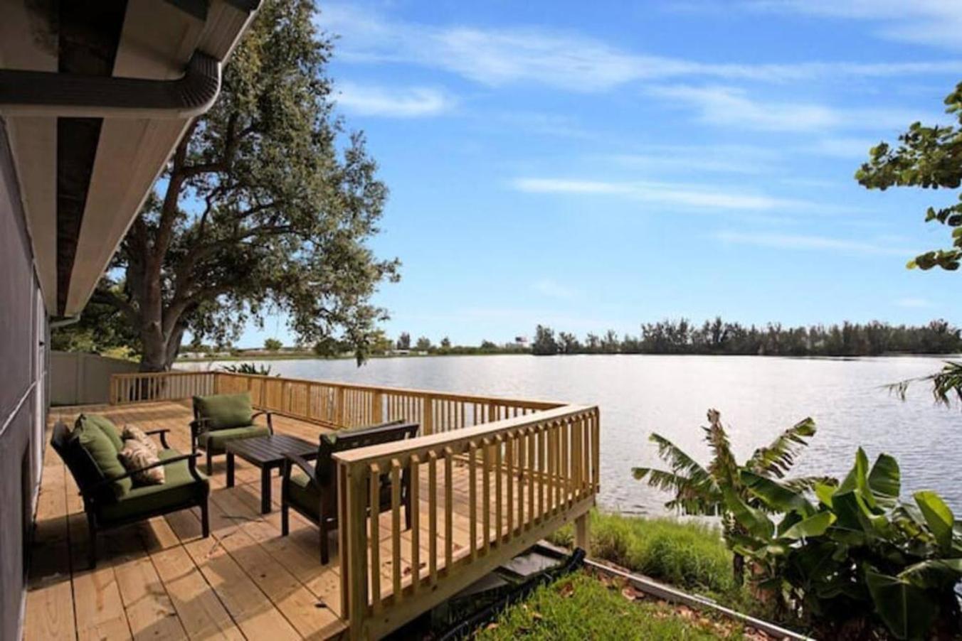Lake House Unit 1 By Pmi Davie Exterior foto